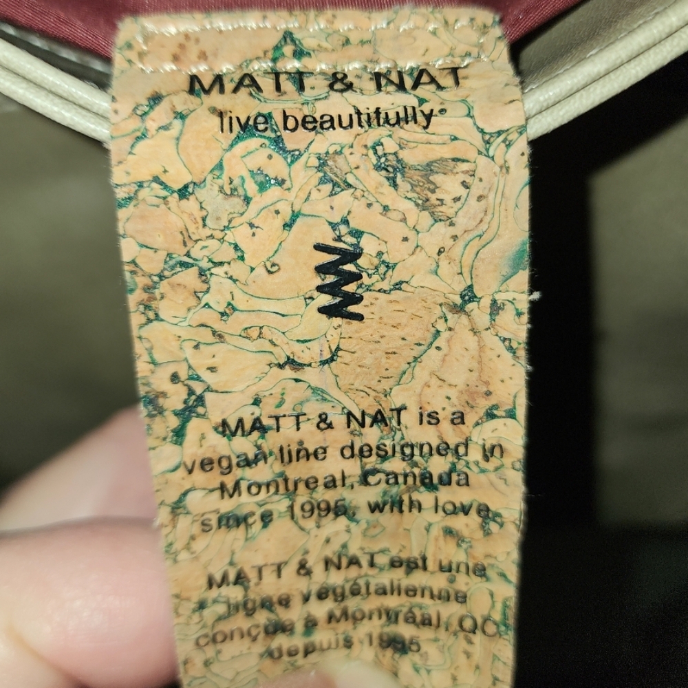 Matt & Nat Grey Vegan Crossbody With Adjustable Shoulder Strap Purse - Picture 9 of 9